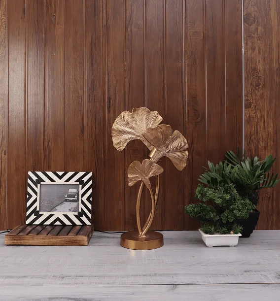 wooden table lamps with natural grain for a warm and organic feelwooden table lamps with natural grain for a warm and organic feelTrinity Gold Leaves lamp